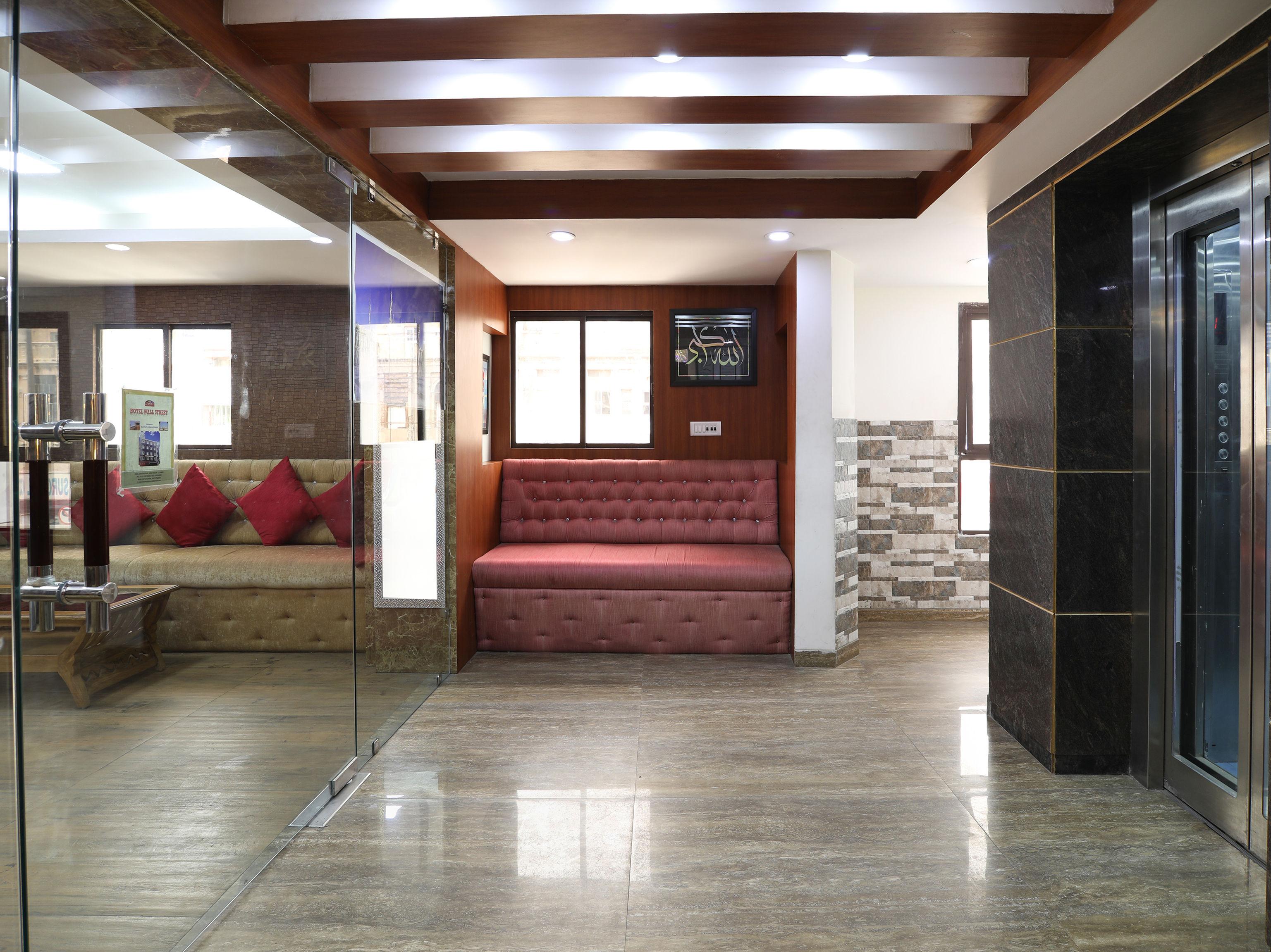 Hotel Wall Street New Delhi Exterior photo