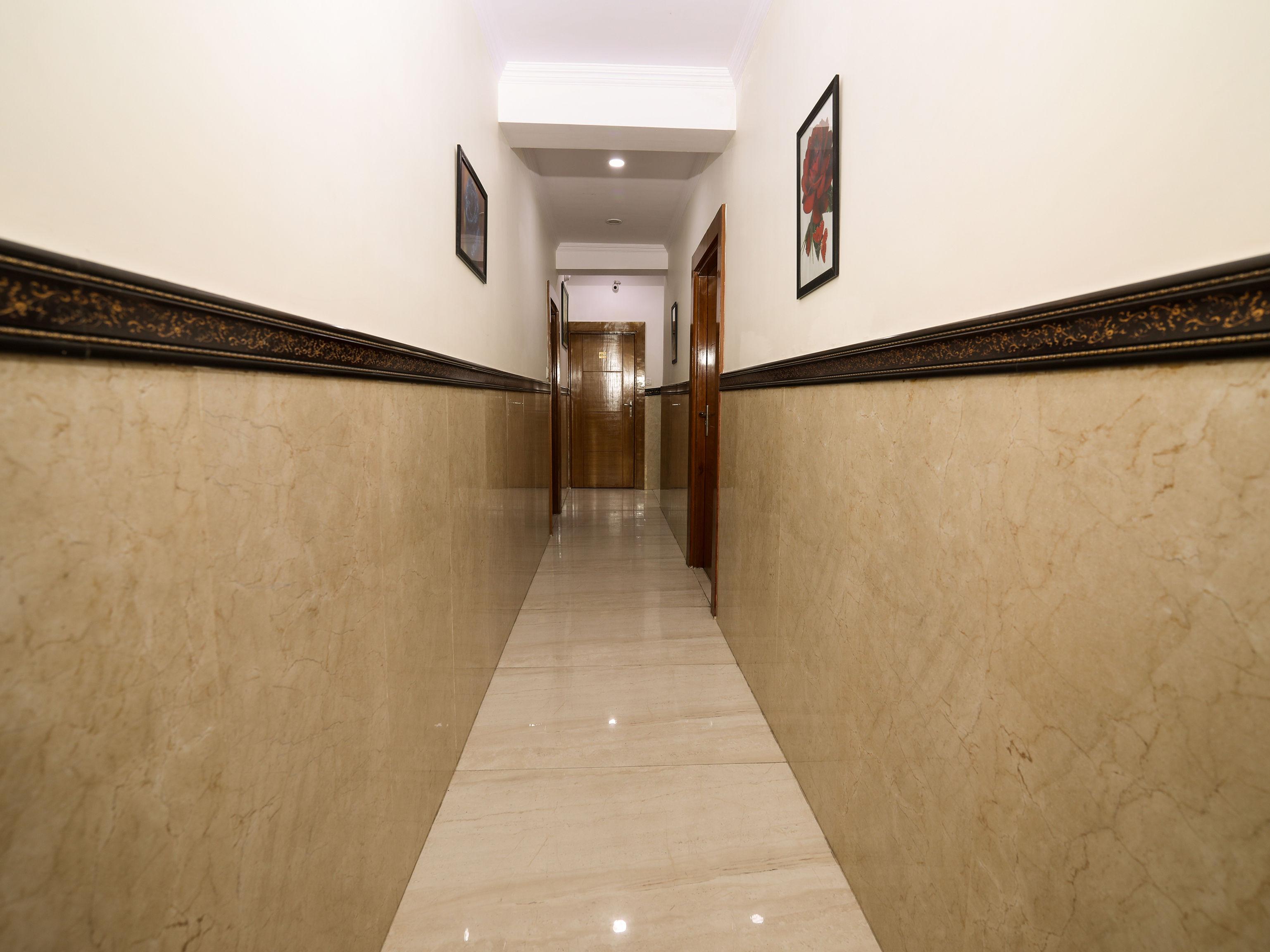 Hotel Wall Street New Delhi Exterior photo