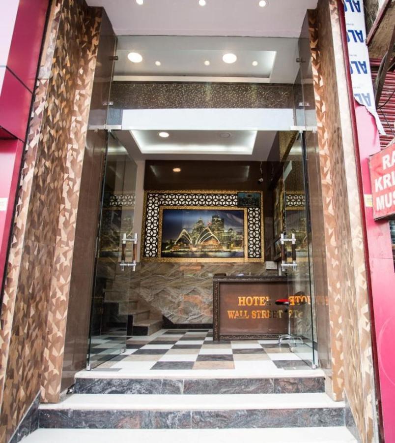 Hotel Wall Street New Delhi Exterior photo