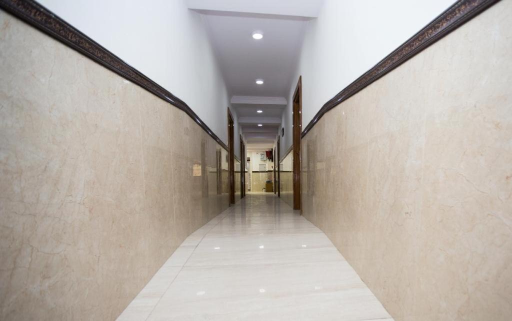Hotel Wall Street New Delhi Exterior photo